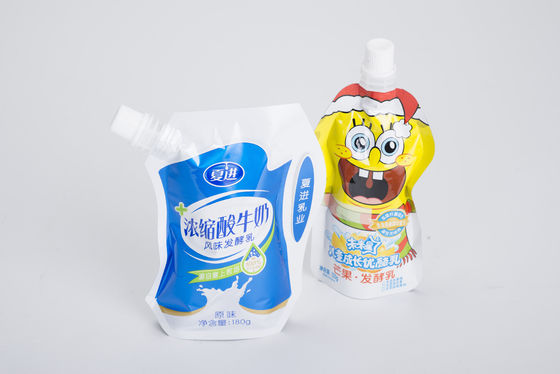 ด้านล่างแบนยืนขึ้นถุงที่มี Conner Spout Doypack สำหรับเยลลี่ / น้ำผลไม้ / แยม